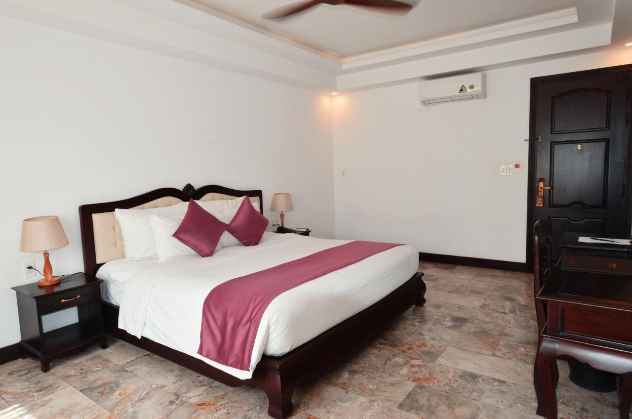 Hoian Central Hotel Хойан Экстерьер фото