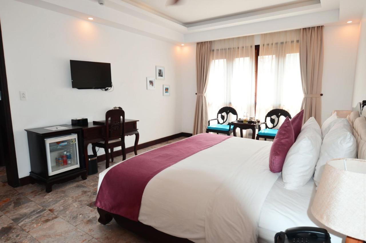 Hoian Central Hotel Хойан Экстерьер фото